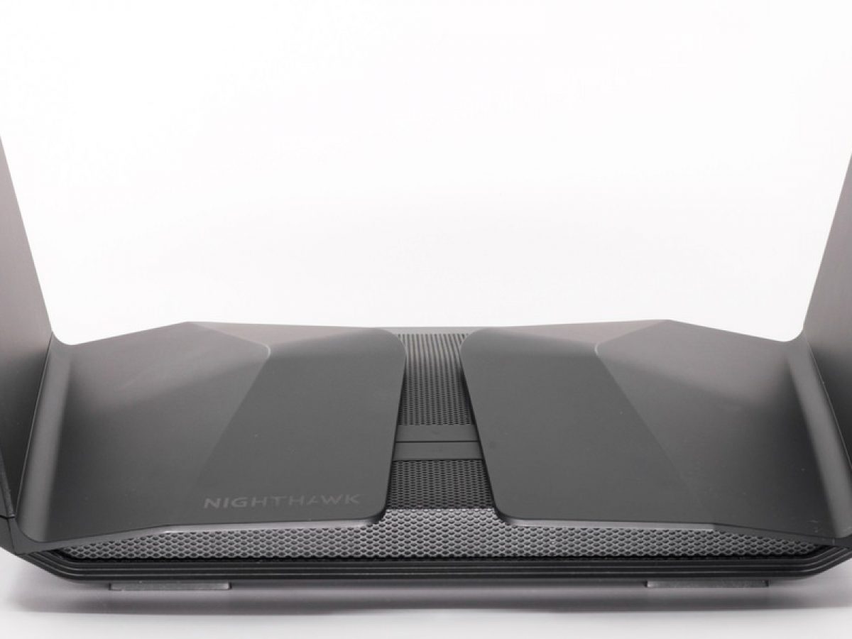 開箱] NETGEAR Nighthawk AX12 – RAX120 12串流Wi-Fi 6 路由器– 米薩克